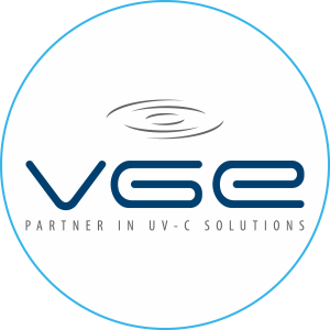 VGE UV-C-systemen voor zwembaden, vijvers en industriële waterbehandeling – verkrijgbaar bij Fluidra Benelux